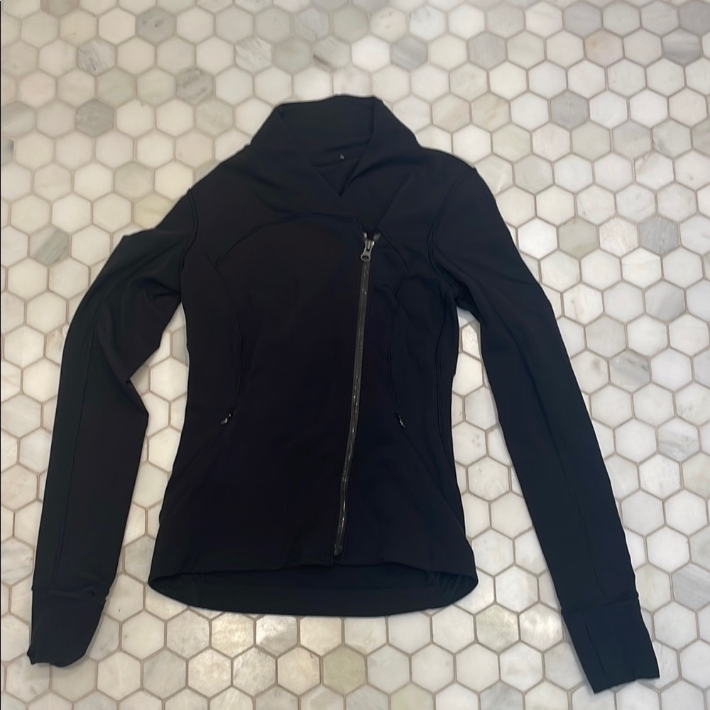 Women's  lululemon Black Asymmetrical Zip Jacket